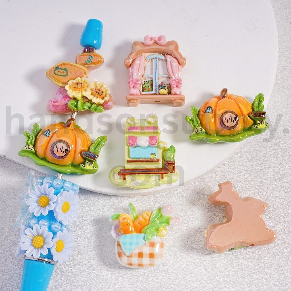 UV Coated Cat Pumpkin House Bread Flower Windowsill Acrylic Beads Random Mix