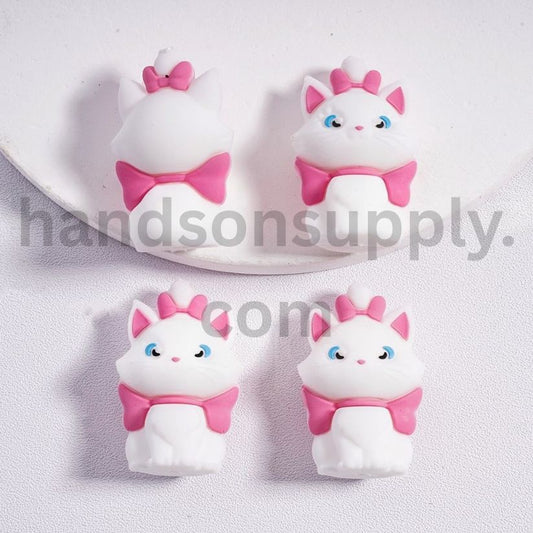 3D White Cute Cat Kitty with Pink Bowknot Silicone Focal Bead