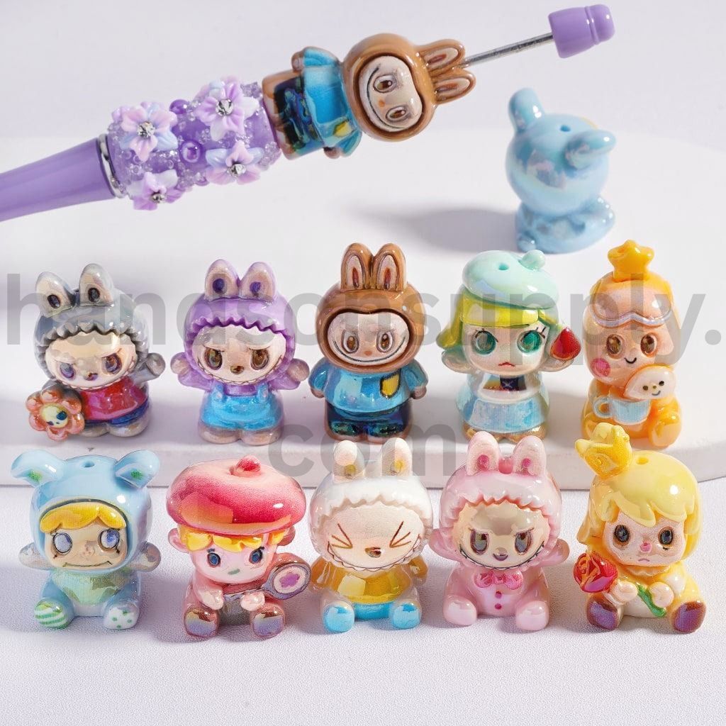 UV Coated Cute Pop Mart  Figures Mix Characters Acrylic Beads Random Mix
