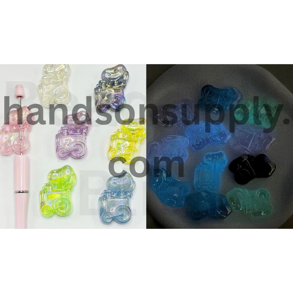 Cute UV Finish Translucent Beagle Dog Drives a Train Luminous Acrylic Beads, Random Mix, 40*30MM