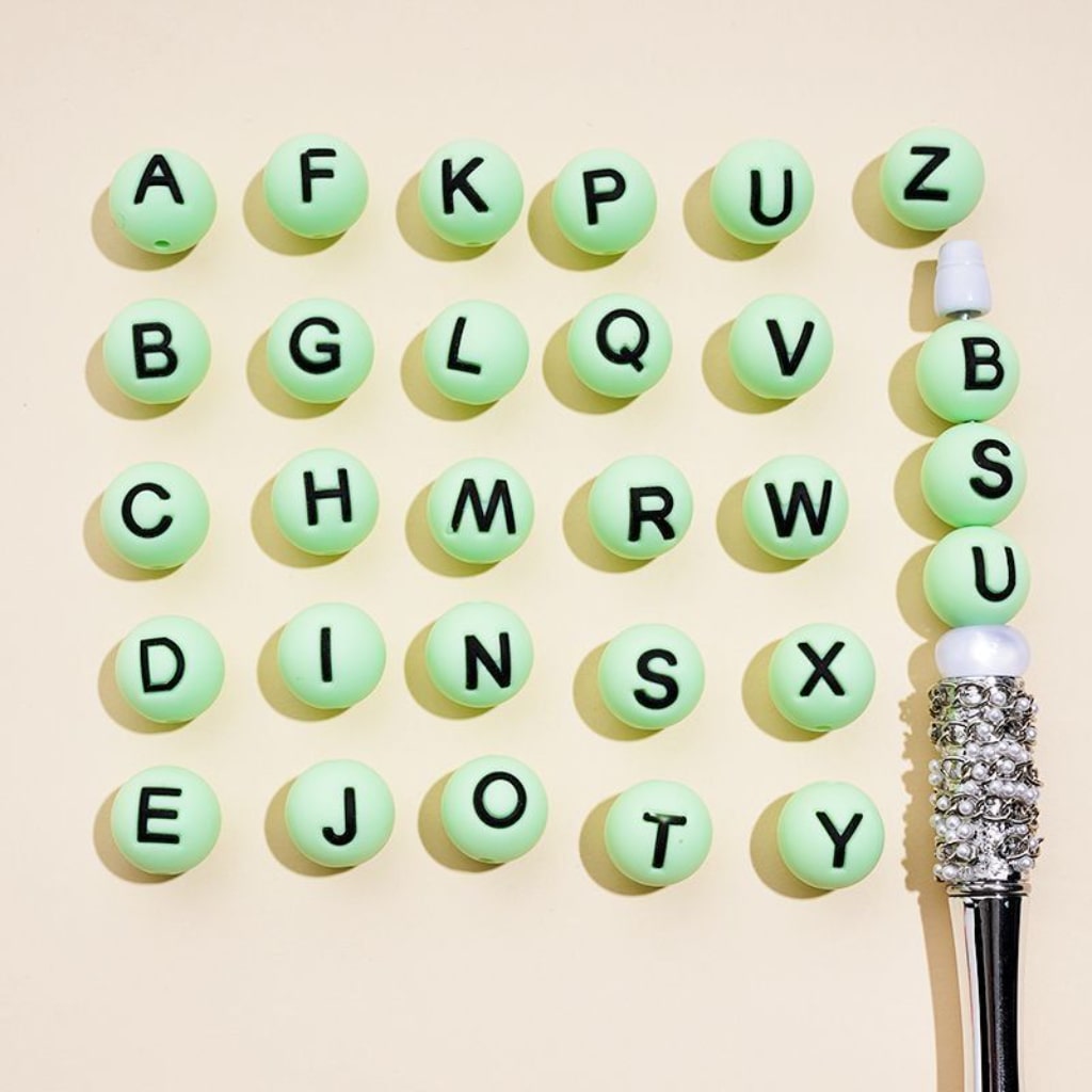 Round  Solid Colored English Letter Silicone Beads, 15MM, Random Mix Letters, Please Read the Description