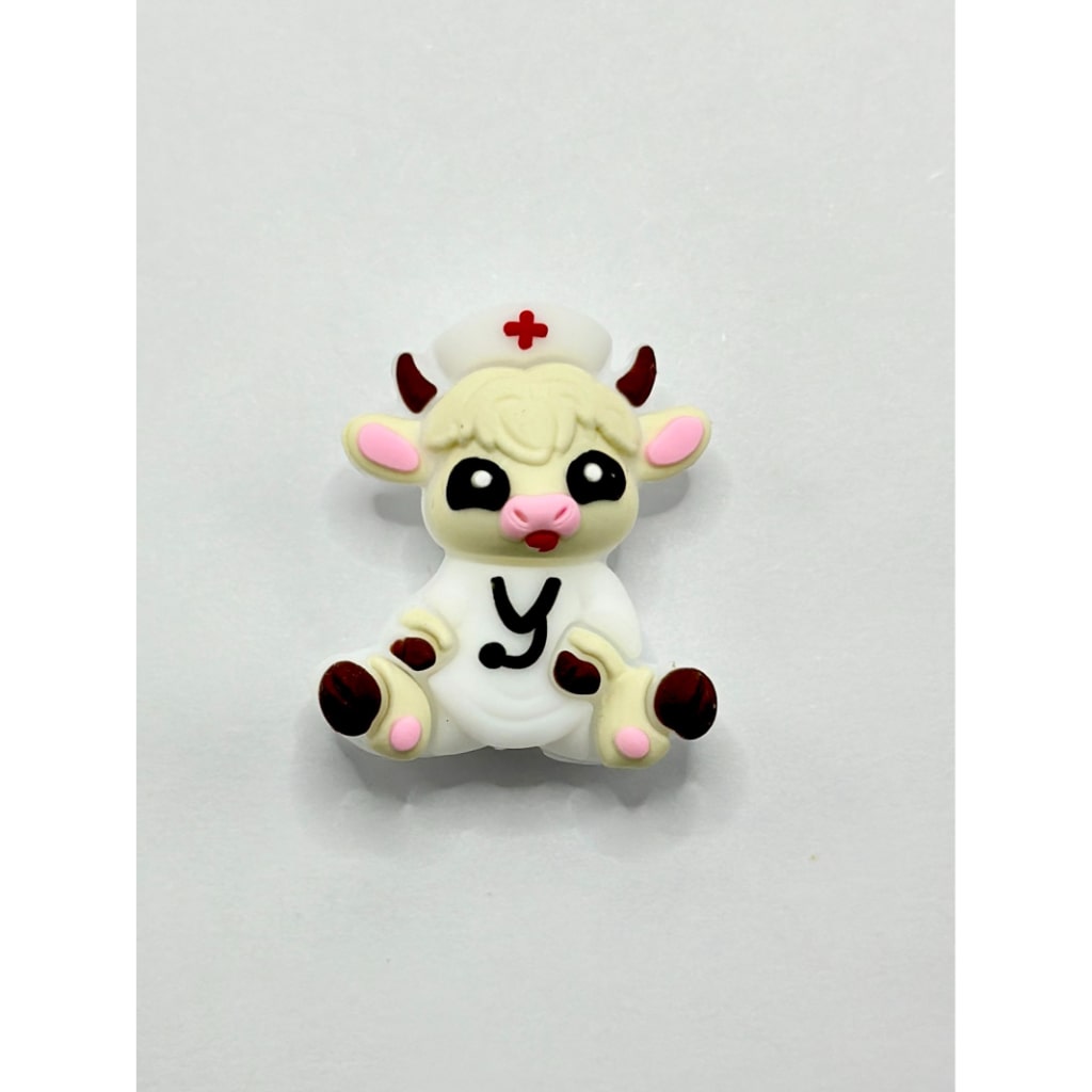 3D Little Baby Cow Nurse/Doctor with Stethoscope Silicone Focal Beads