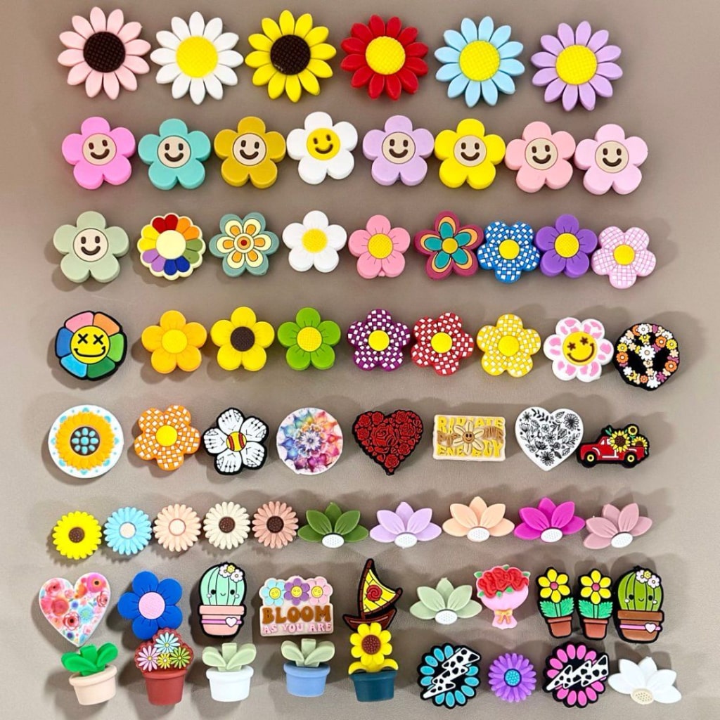 Series Flowers Silicone Focal Beads, Random Mix