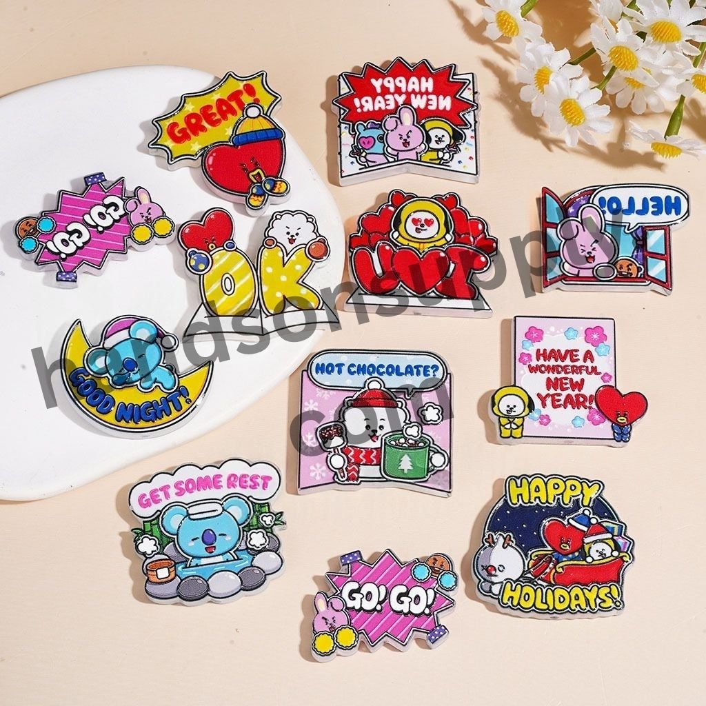 Festive K-Pop Idol Portraits with with Happy Festival Text Acrylic Beads, Random Mix