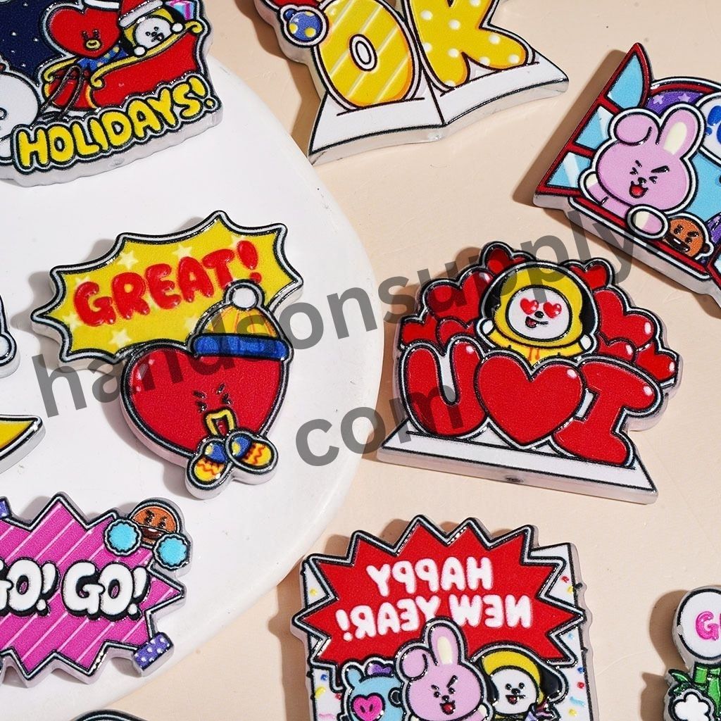 Festive K-Pop Idol Portraits with with Happy Festival Text Acrylic Beads, Random Mix