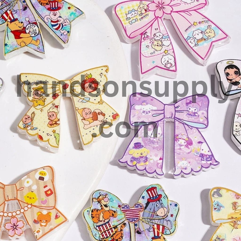 Classic Animal Character and Freckled Girl Doll Pattern Bowtie Acrylic Beads, Random Mix