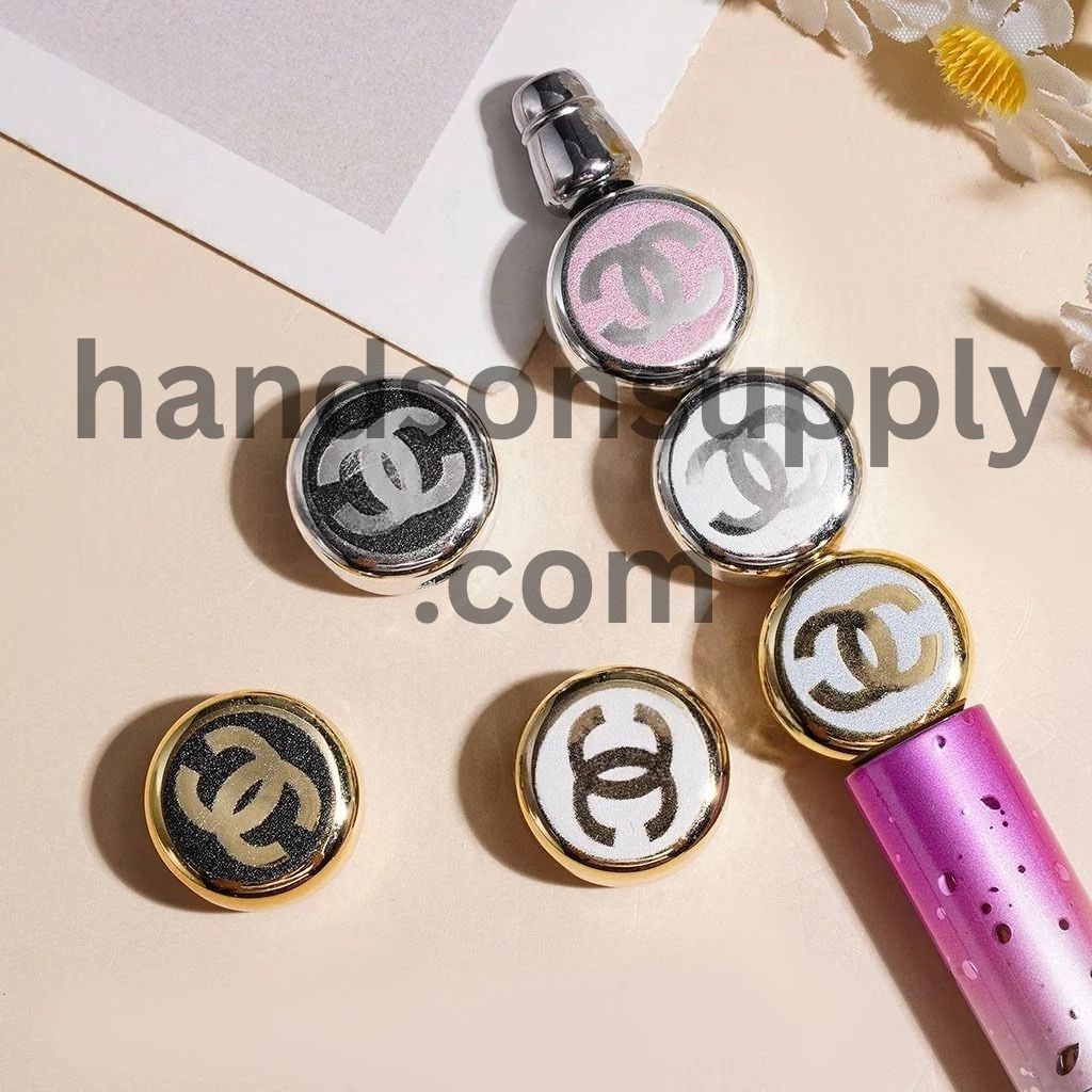 Elegant Silver & Gold Double C Pattern Flat Round Shape Acrylic Beads, 16MM, Multicolor Random Mix