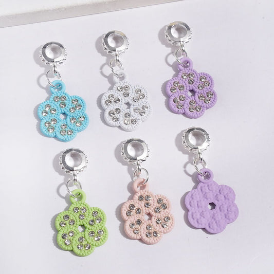 Elegant Six-Petal Flower Design with Clear Rhinestones, Silver Metal Bail Loop Beads & Charm Pendants, Jewelry Accessories, Multi-Color, Random Mix